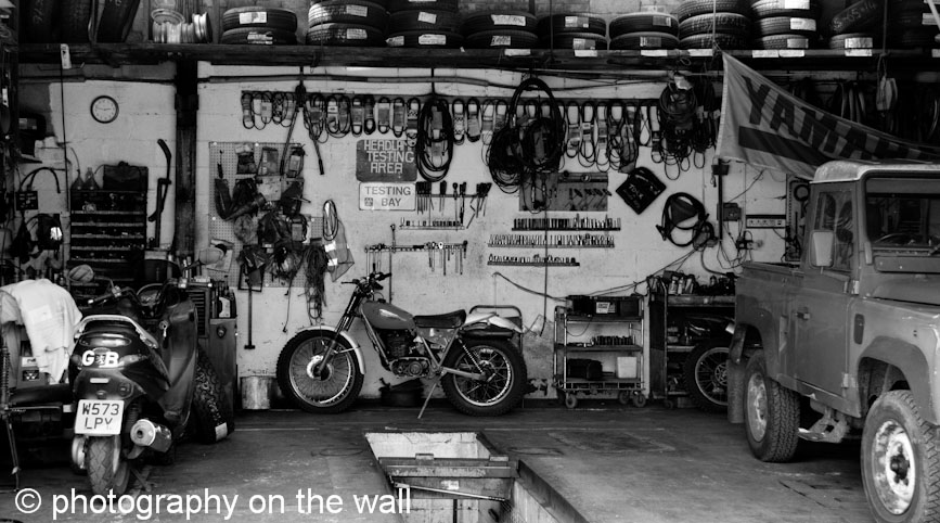 Garage, Kettlewell Yorkshire. 90cmx60cm